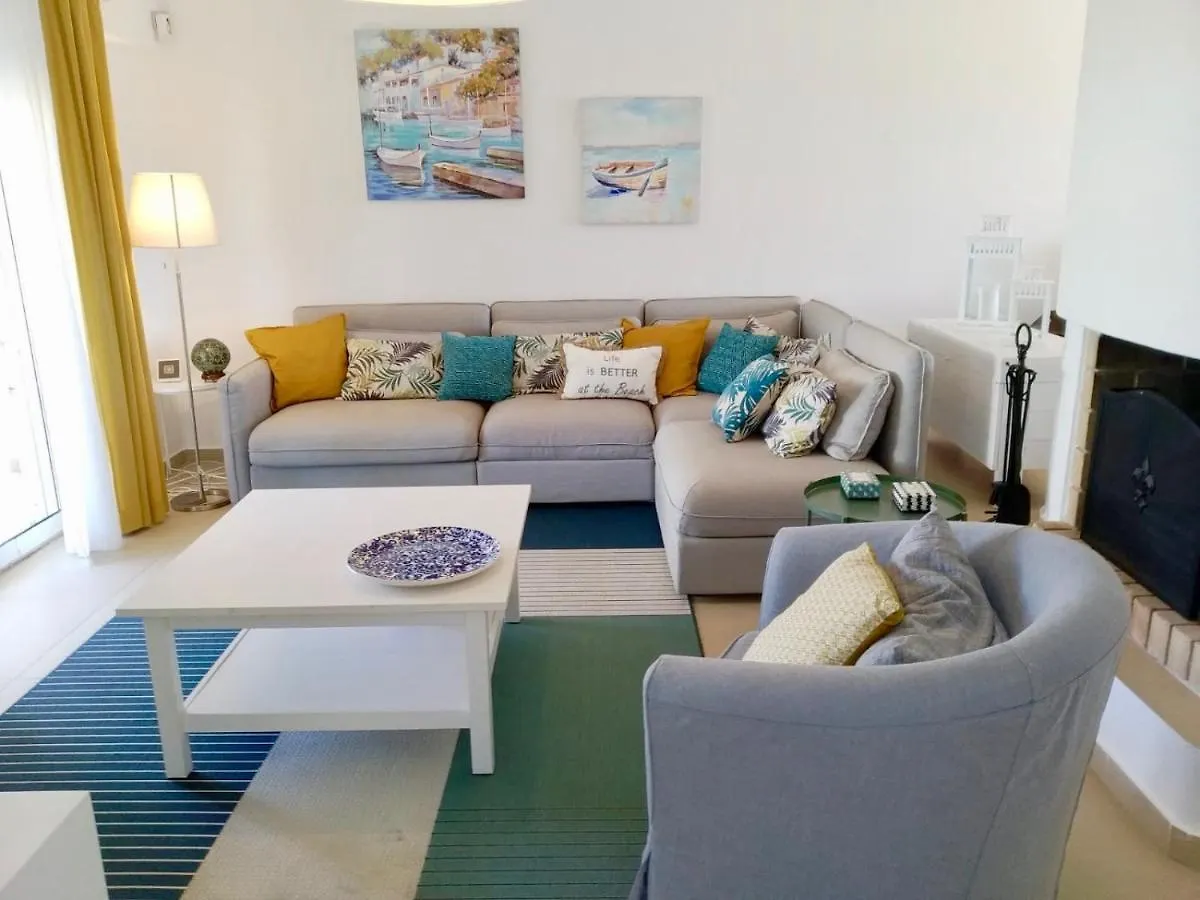 Villa Cove - Villa In Complex Only 5 Minutes From The Marina Of Vilamoura Quarteira