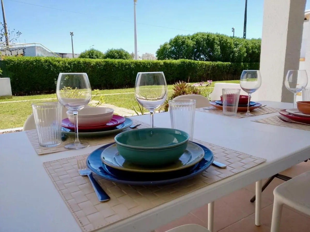 Villa Cove - Villa In Complex Only 5 Minutes From The Marina Of Vilamoura Quarteira