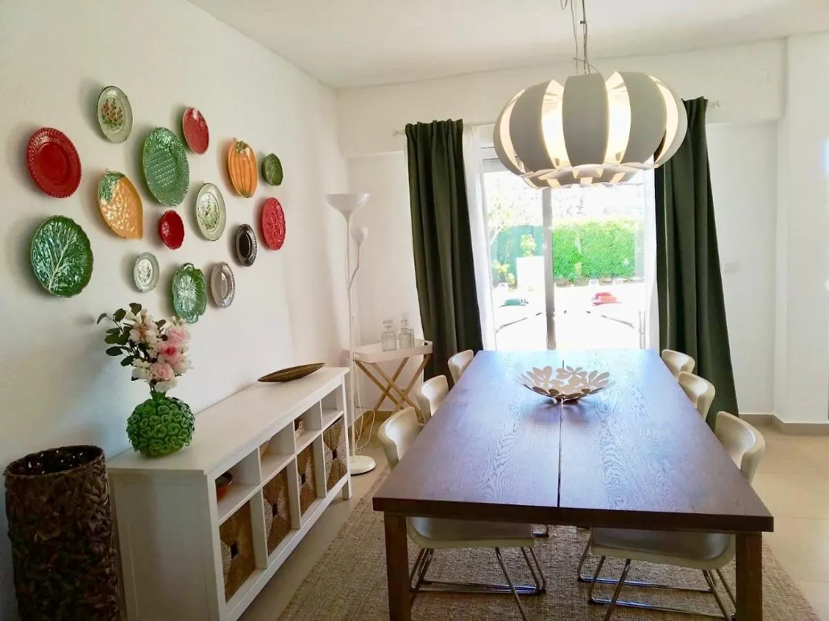 Villa Cove - Villa In Complex Only 5 Minutes From The Marina Of Vilamoura Quarteira
