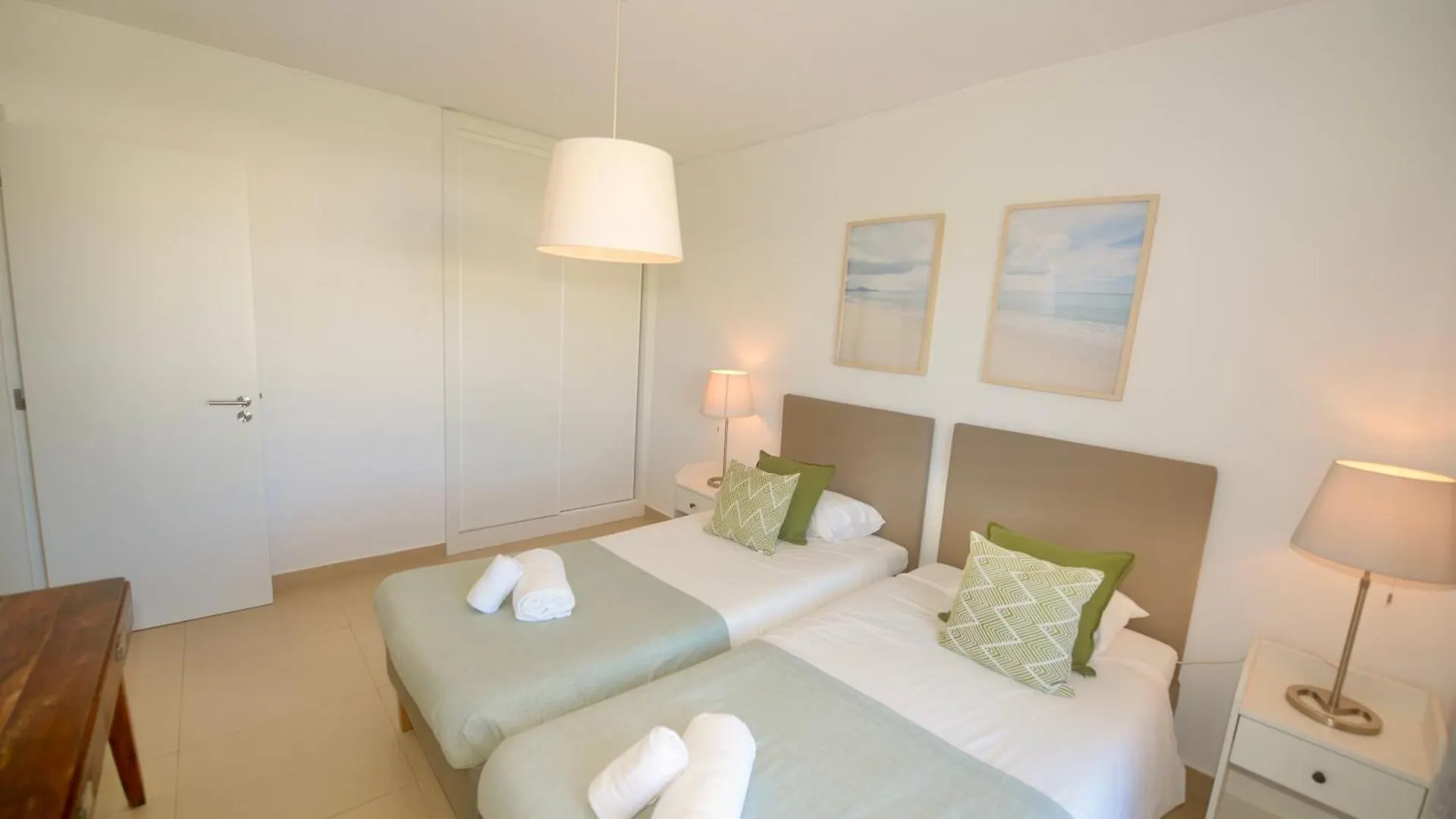 Villa Cove - Villa In Complex Only 5 Minutes From The Marina Of Vilamoura Quarteira