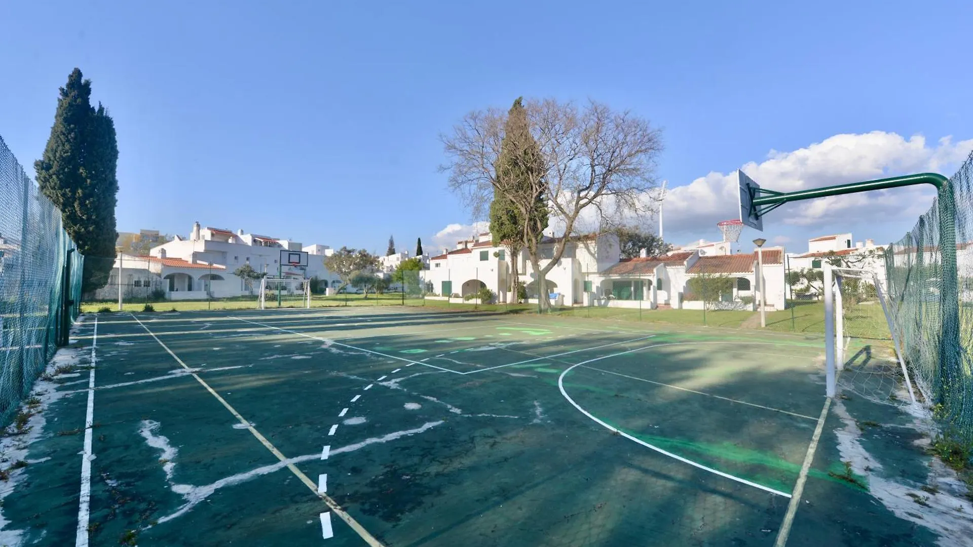 Villa Cove - Villa In Complex Only 5 Minutes From The Marina Of Vilamoura Quarteira