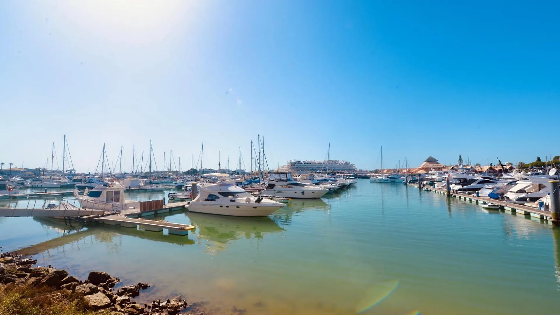 Villa Cove - Villa In Complex Only 5 Minutes From The Marina Of Vilamoura Quarteira Portugal