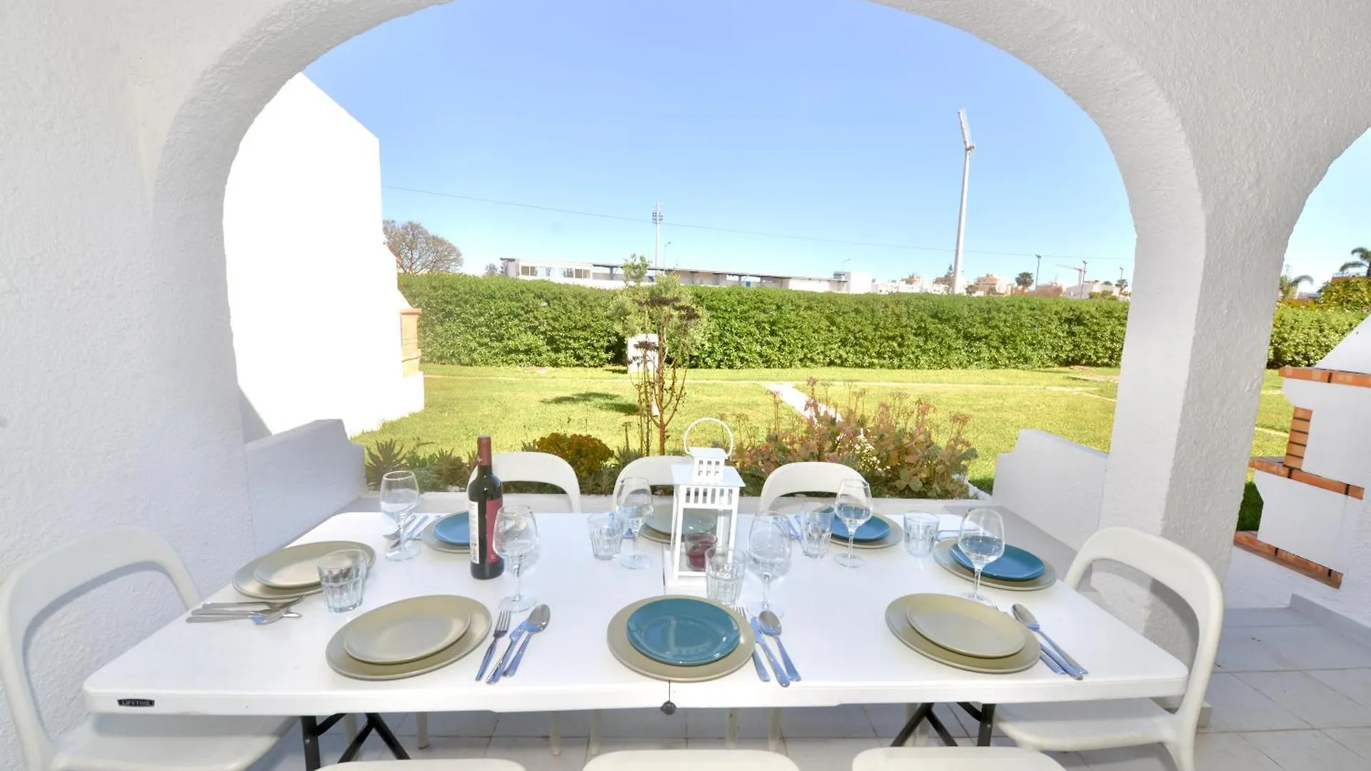 Villa Cove - Villa In Complex Only 5 Minutes From The Marina Of Vilamoura Quarteira
