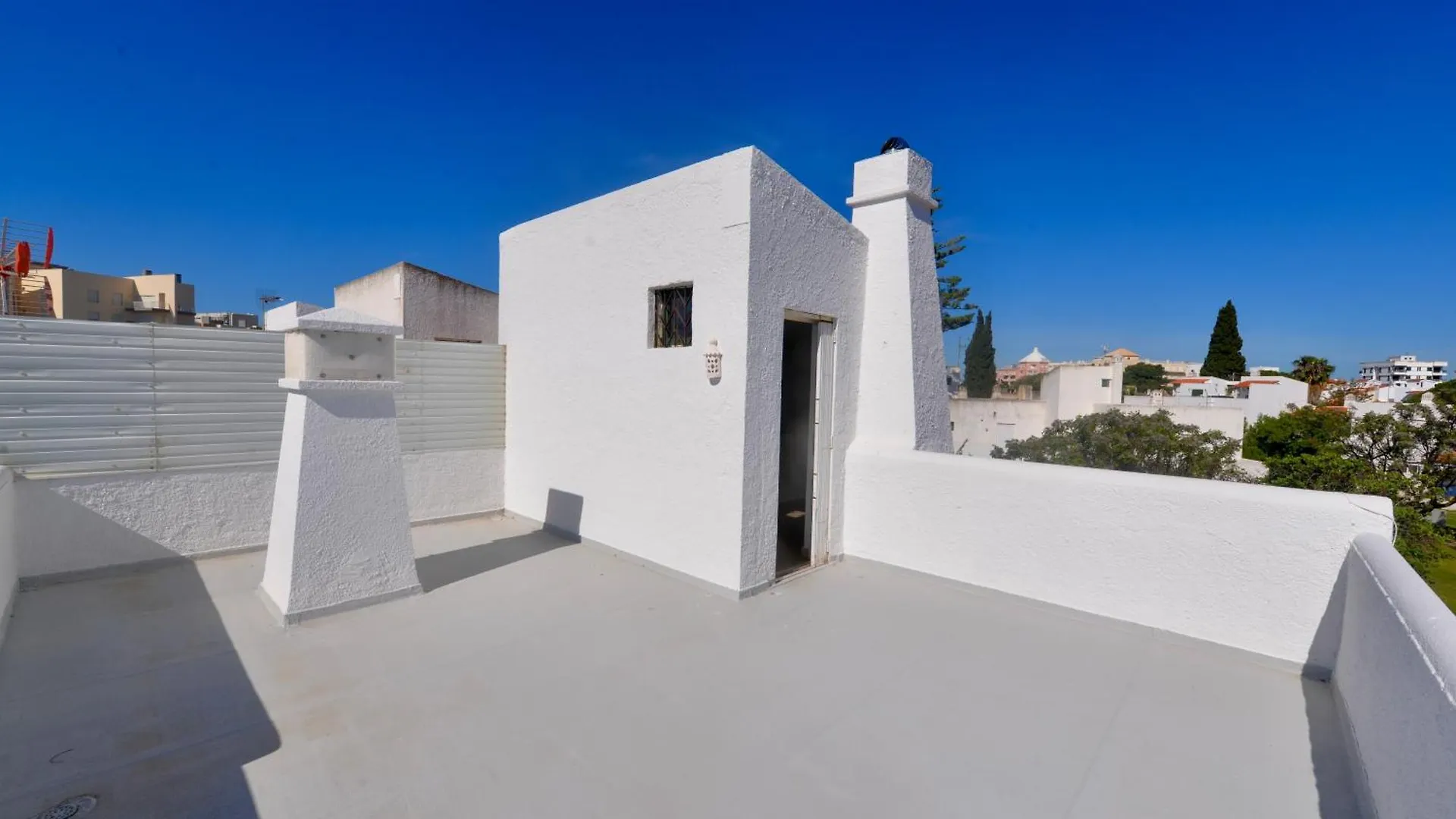 Villa Cove - Villa In Complex Only 5 Minutes From The Marina Of Vilamoura Quarteira