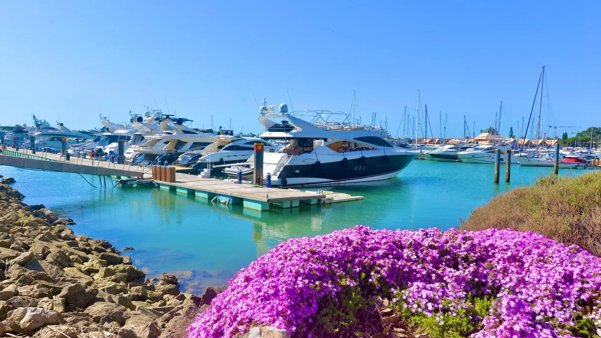 Villa Cove - Villa In Complex Only 5 Minutes From The Marina Of Vilamoura Quarteira